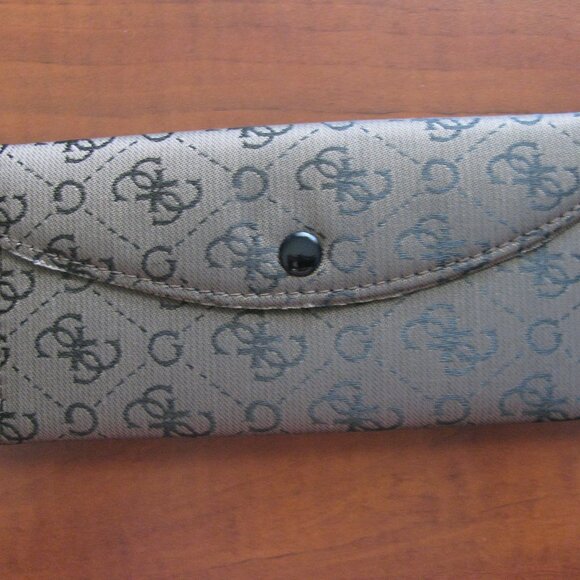 Source Unknown Handbags - * 3/$15 Brown Wallet New Designer Inspired Look